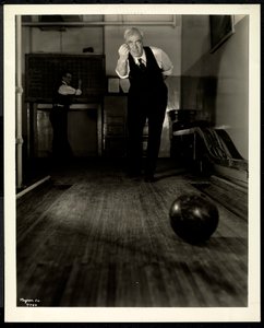 Cieco che gioca a bowling presso l